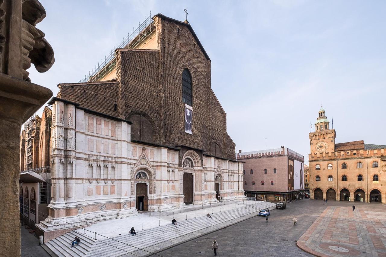 Urbanicooh Garisenda - Piazza Maggiore View Μπολόνια Εξωτερικό φωτογραφία